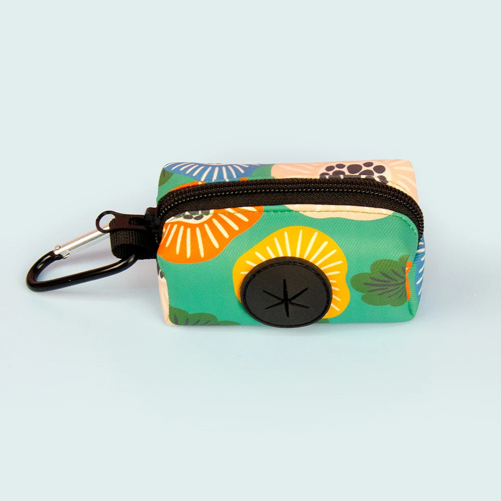 1pcs/2 pcs poop bags, suitable for all dog leashes, no built-in waste bags and leashes, are essential tools for pet owners