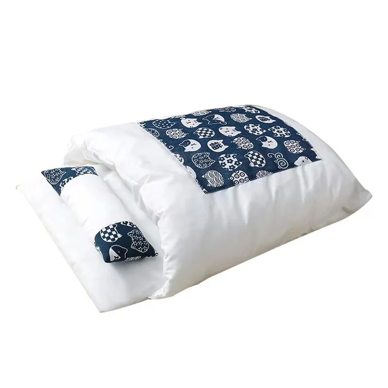 Winter Warm Small Cat Bed Enclosed Sleeping Bag Cozy Pet House with Soft Blanket, Deep Sleep Dog & Cat Cave Pet Nest 45x30cm